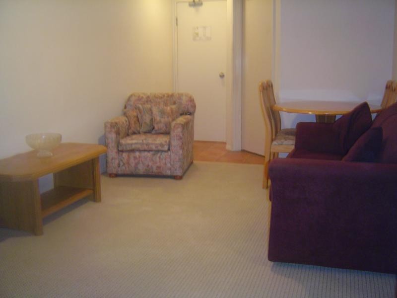 140 MARINE PARADE, Southport QLD 4215