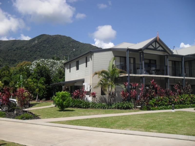 434-446 Kamerunga Rd, Redlynch QLD 4870