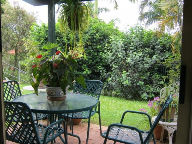 32 RIVERVIEW ROAD, Nerang QLD 4211