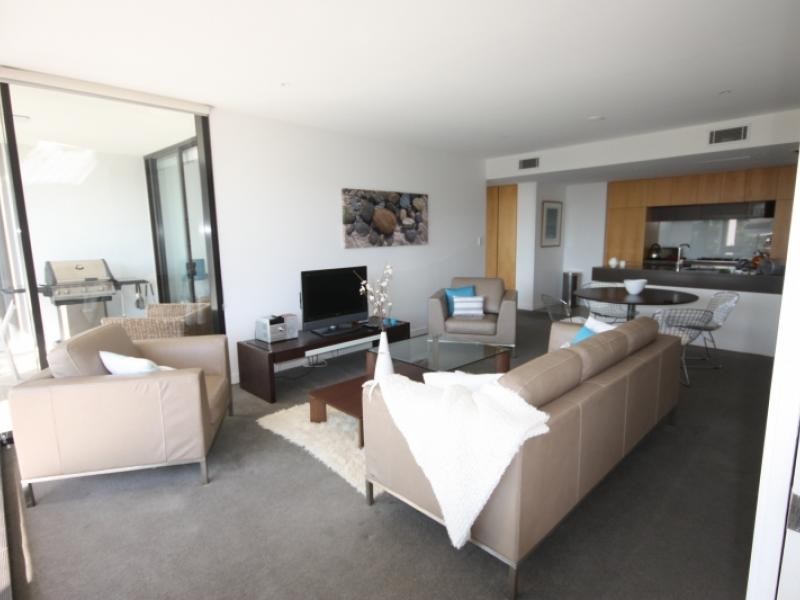 10 Pidgeon Close, West End QLD 4101