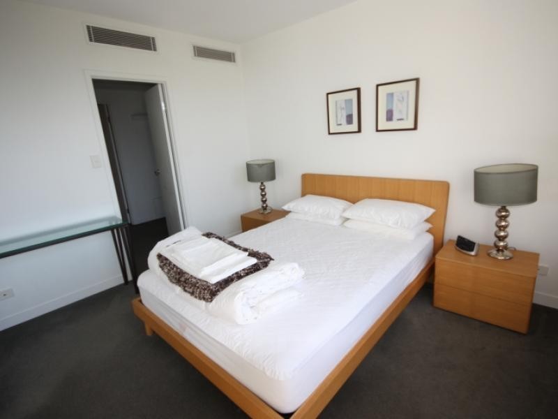 10 Pidgeon Close, West End QLD 4101