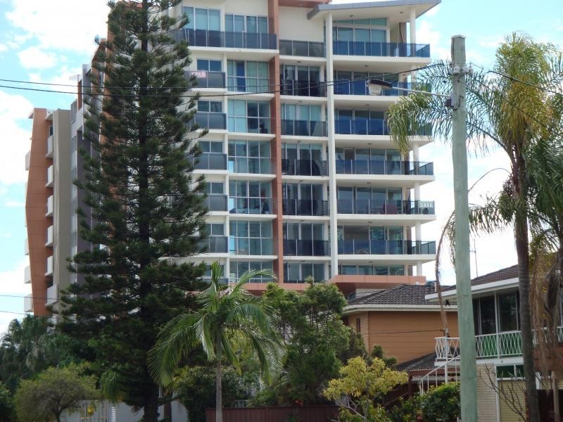 53 Darrambal, Chevron Island QLD 4217