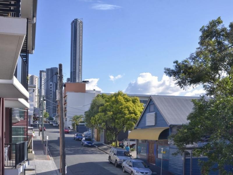 79 Berwick St, Fortitude Valley QLD 4006