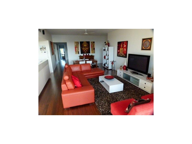 323 Bayview Street, Hollywell QLD 4216