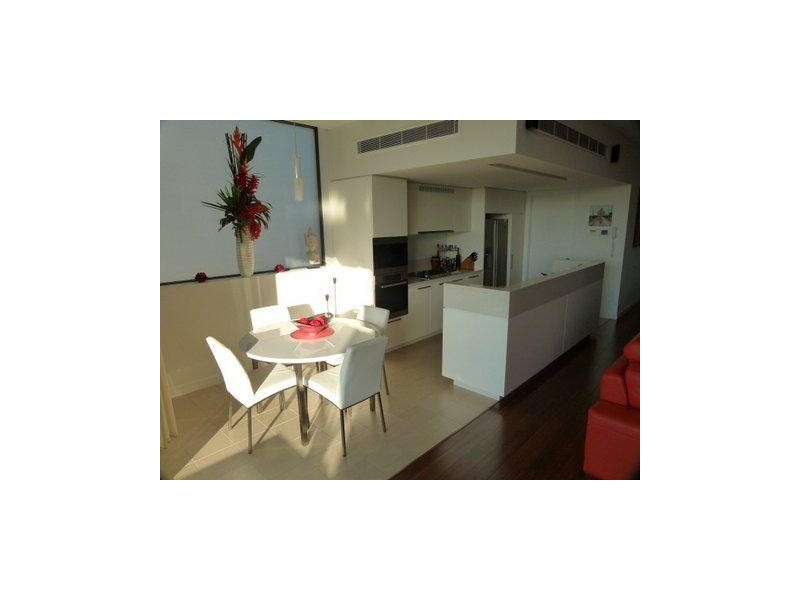 323 Bayview Street, Hollywell QLD 4216