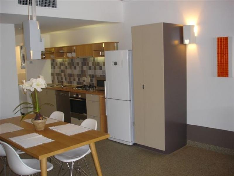 8 Skyring Terrace, Teneriffe QLD 4005