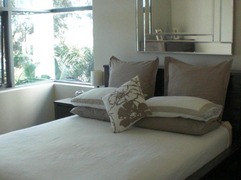 20 Bayview Street,, Runaway Bay QLD 4216