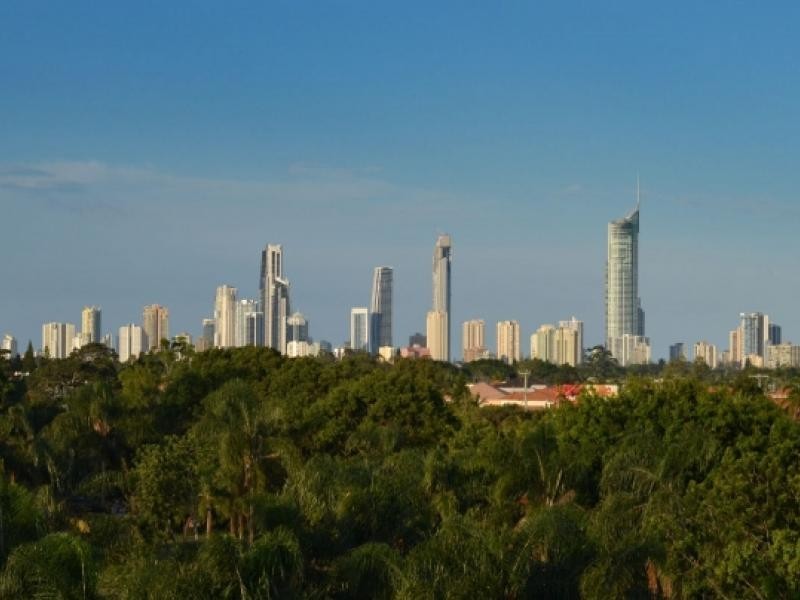 13 FAIRWAY DRIVE, Clear Island Waters QLD 4226