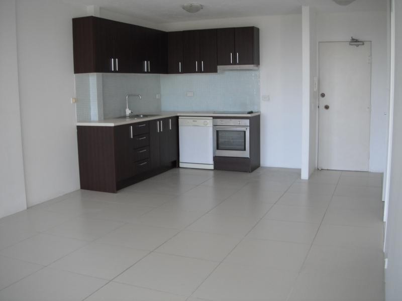 13 FAIRWAY DRIVE, Clear Island Waters QLD 4226