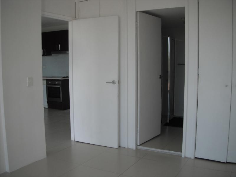 13 FAIRWAY DRIVE, Clear Island Waters QLD 4226