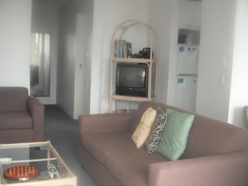 13 FAIRWAY DRIVE, Clear Island Waters QLD 4226