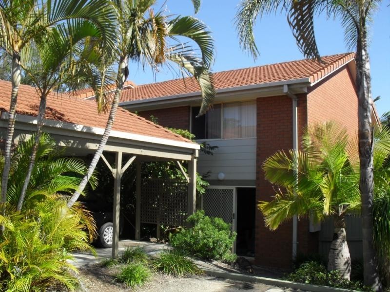 60 Whitby Street, Southport QLD 4215