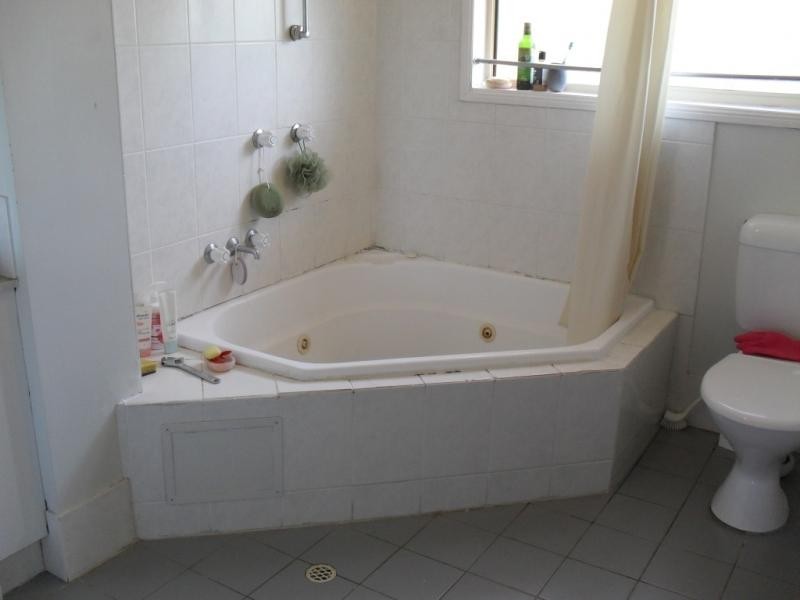 60 Whitby Street, Southport QLD 4215