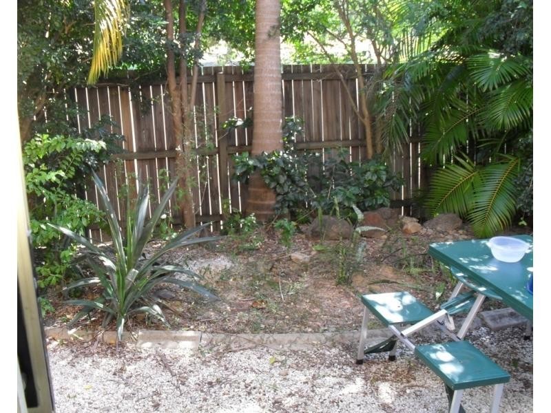 60 Whitby Street, Southport QLD 4215