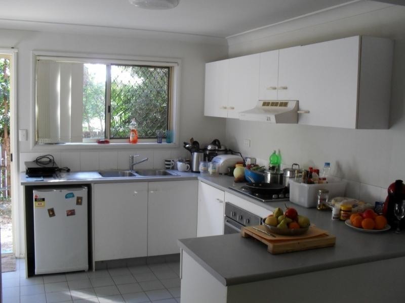 60 Whitby Street, Southport QLD 4215