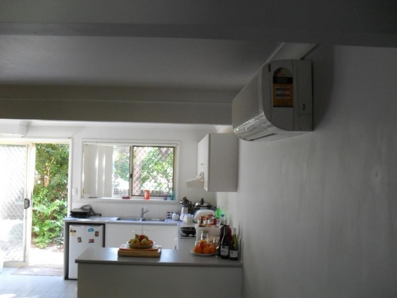 60 Whitby Street, Southport QLD 4215