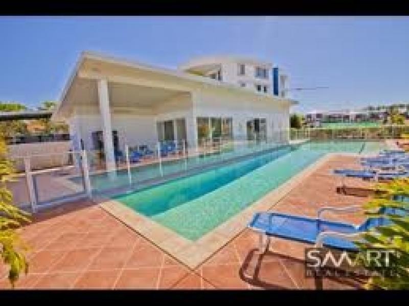 98 University Drive, Varsity Lakes QLD 4227