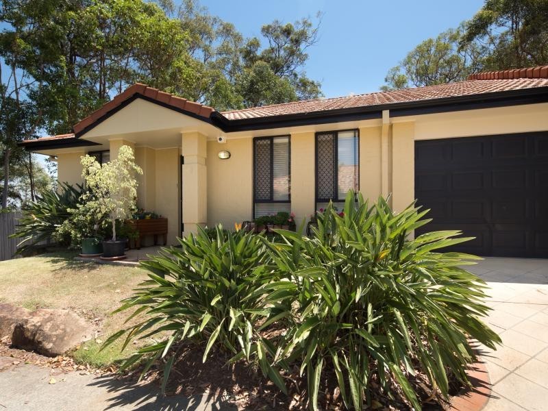 20 BROWN STREET, Labrador QLD 4215