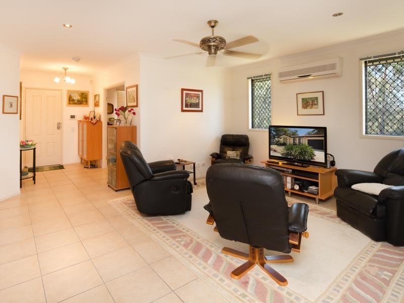 20 BROWN STREET, Labrador QLD 4215