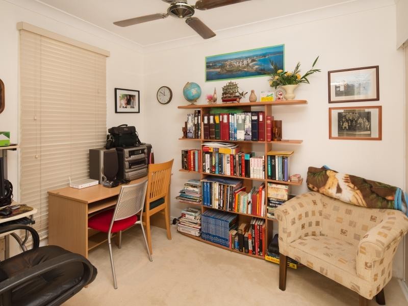 20 BROWN STREET, Labrador QLD 4215