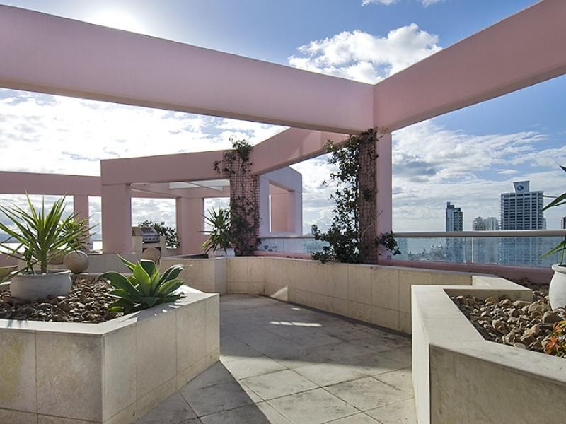 Paradise Waters QLD 4217