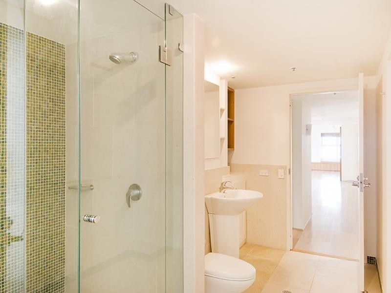 Paradise Waters QLD 4217