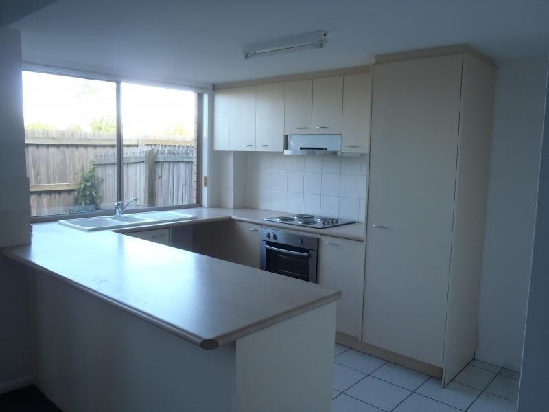 643 Pine Ridge Road, Biggera Waters QLD 4216