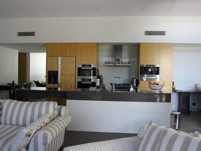 10 Pidgeon Close, West End QLD 4101