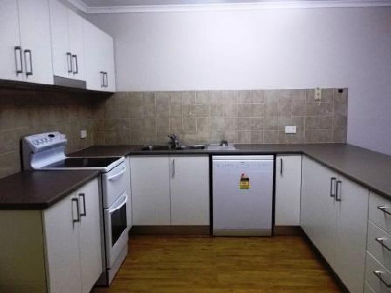 230 TORQUAY TCE, Torquay QLD 4655