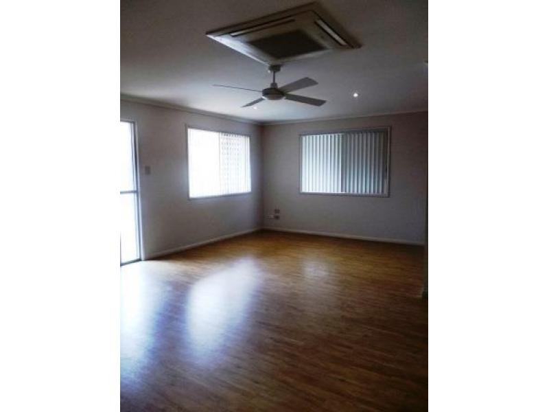230 TORQUAY TCE, Torquay QLD 4655