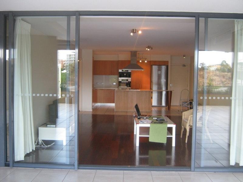 1 Holman Street, Kangaroo Point QLD 4169