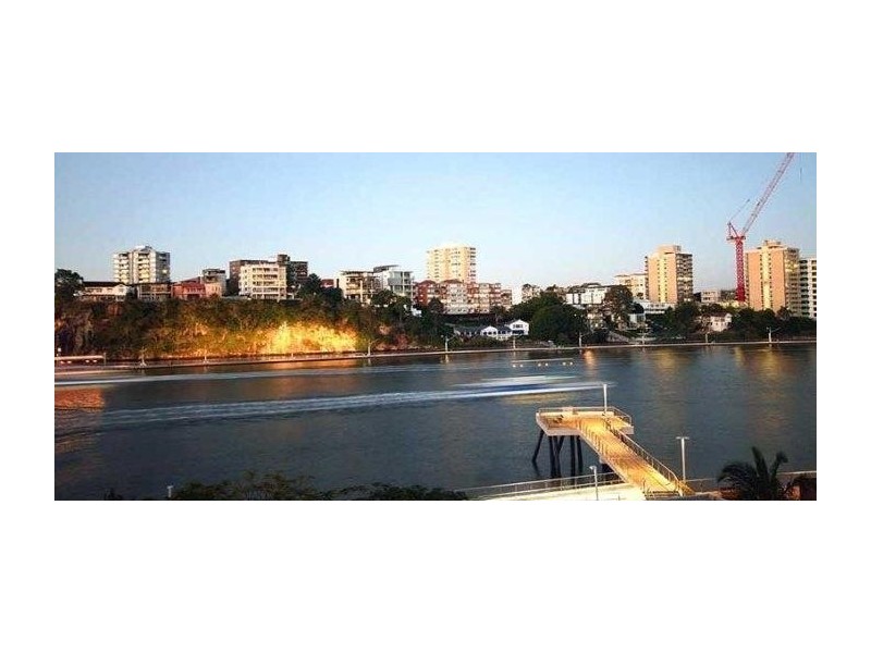 1 Holman Street, Kangaroo Point QLD 4169