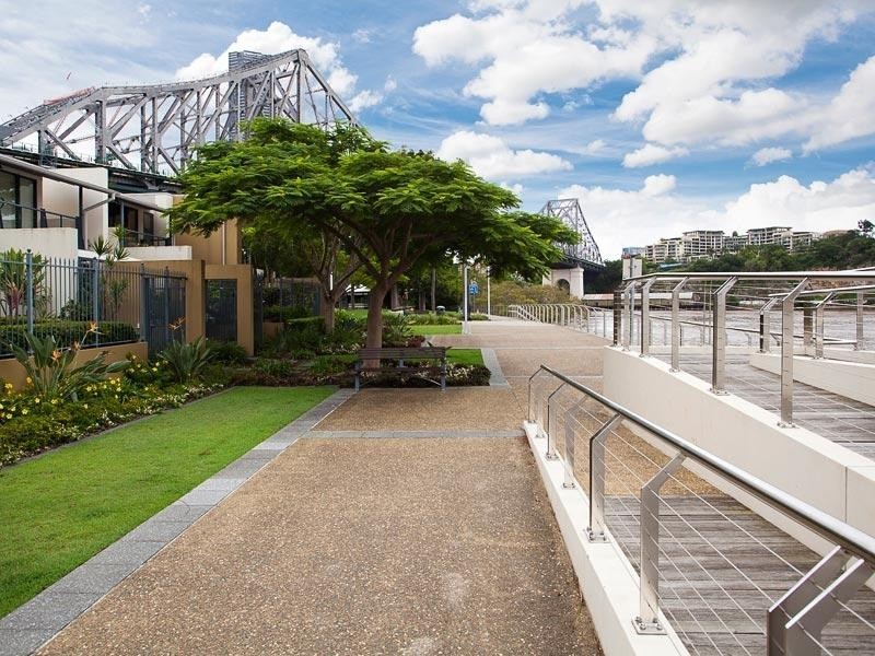 1 Holman Street, Kangaroo Point QLD 4169