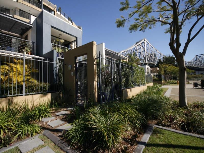 1 Holman Street, Kangaroo Point QLD 4169