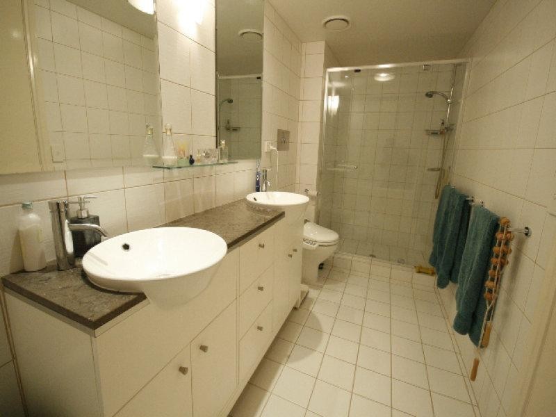 1 Holman Street, Kangaroo Point QLD 4169