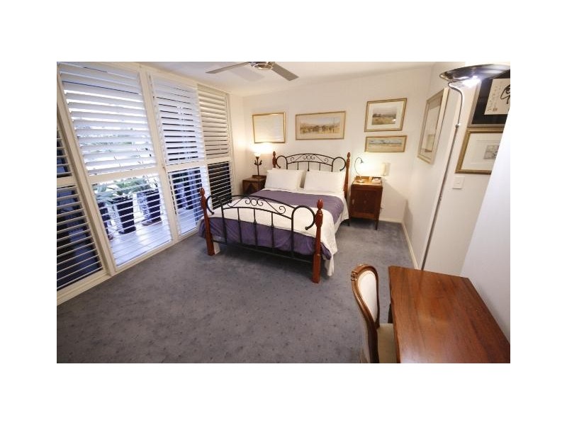 1 Holman Street, Kangaroo Point QLD 4169