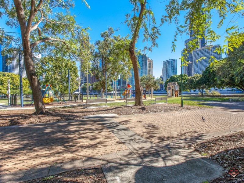 1 Holman Street, Kangaroo Point QLD 4169