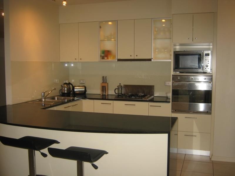 1 Holman Street, Kangaroo Point QLD 4169
