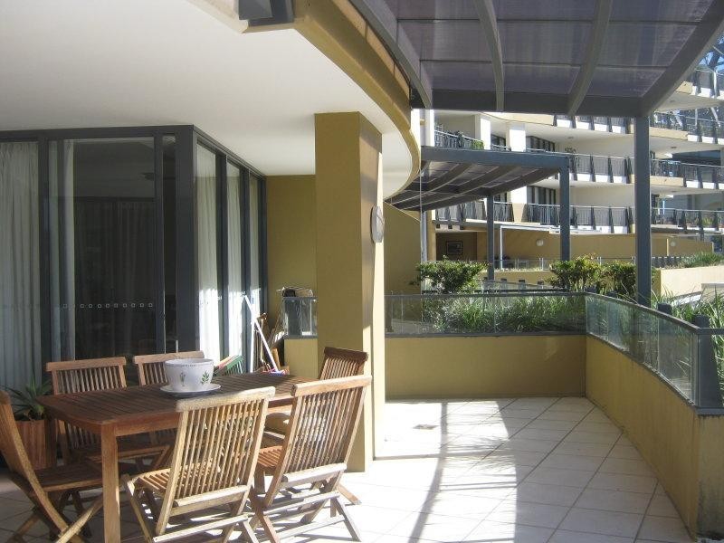1 Holman Street, Kangaroo Point QLD 4169
