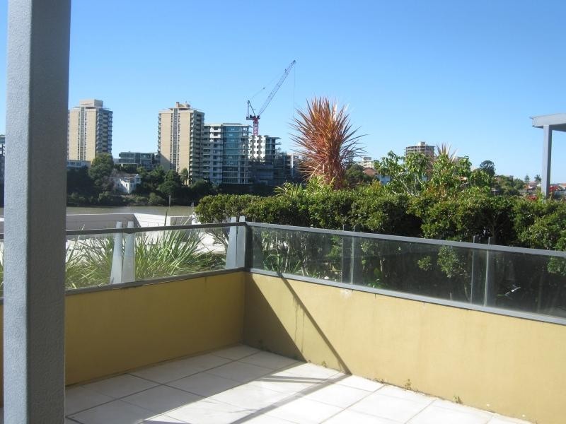 1 Holman Street, Kangaroo Point QLD 4169