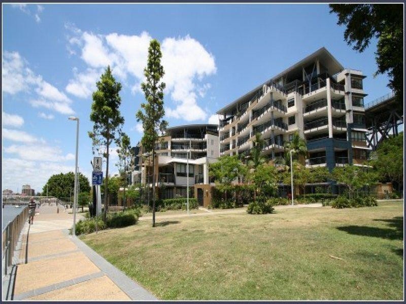 1 Holman Street, Kangaroo Point QLD 4169