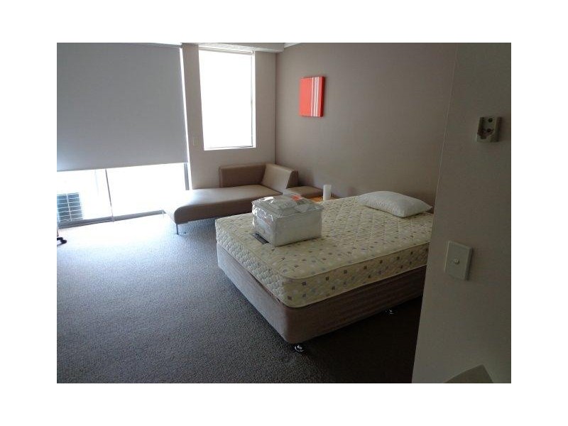 25 Lake Orr Drive, Robina QLD 4226