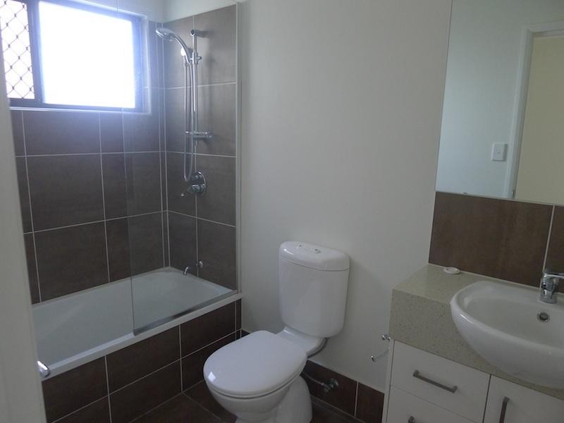 35 Hamilton Road, Moorooka QLD 4105