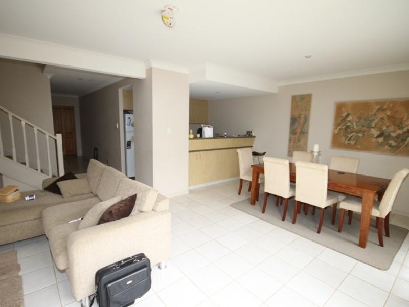 11 Sauvignon Parade, Upper Coomera QLD 4209