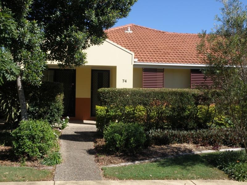 110 Scrub Rd, Carindale QLD 4152