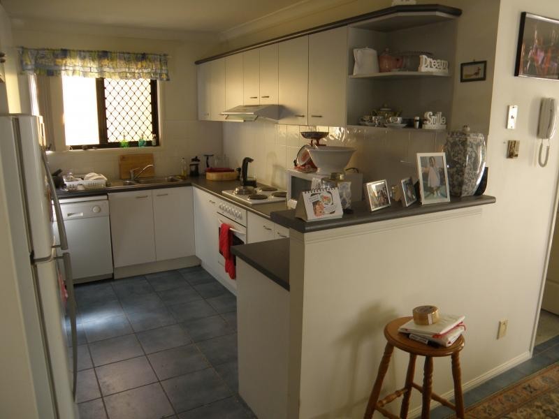 110 Scrub Rd, Carindale QLD 4152