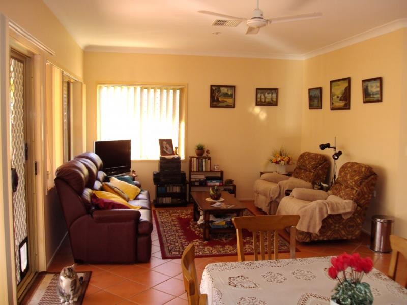 40 Lakeside Crescent, Currimundi QLD 4551