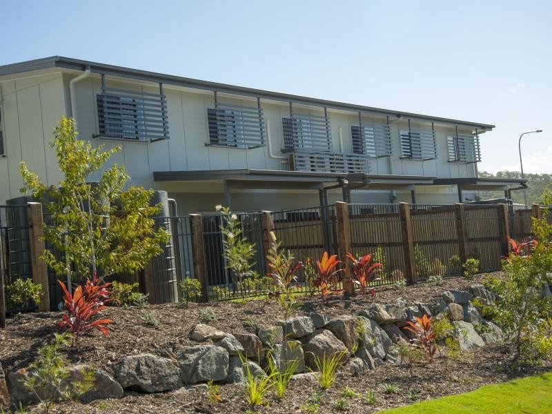 2 Beezley Street, Glen Eden QLD 4680