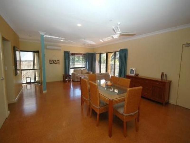 158 The Esplanade, Point Vernon QLD 4655