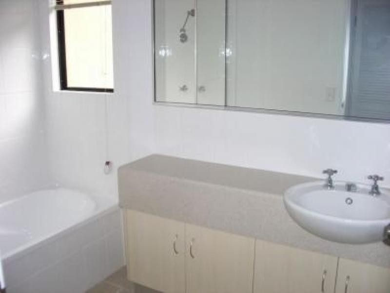 93-95 McLeod Street, Cairns QLD 4870